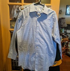 Brooks Brothers regular fit dress shirt 15 1/2 2/3